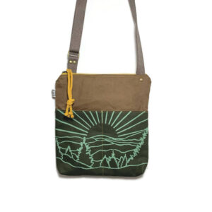 Waxed Canvas "Weekdayer" Bag - Roan