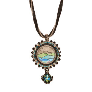 Black and Blue Curves, Necklace